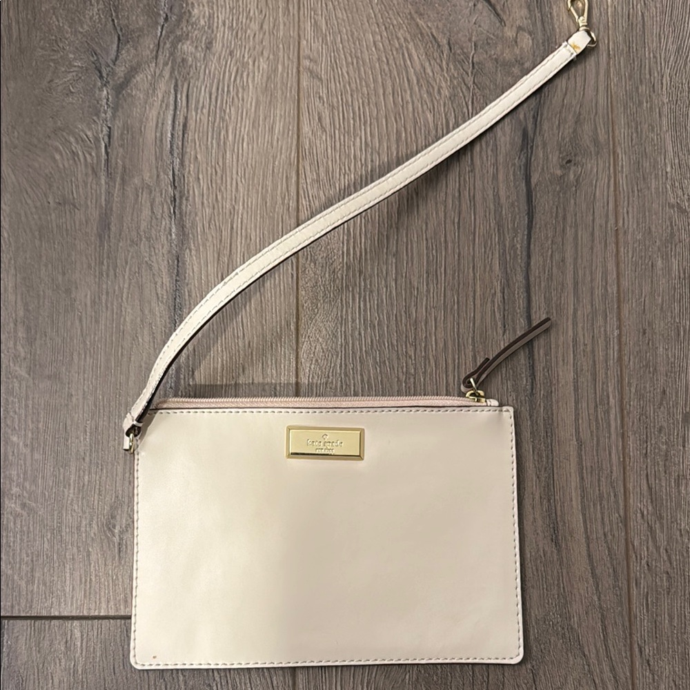 Kate Spade Cream Coin Bag
